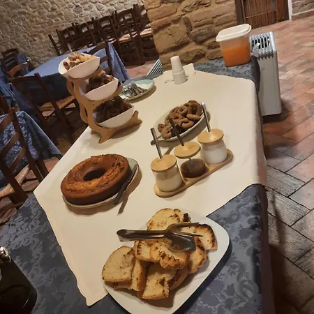 בית חווה Antica Corte Montatteglia